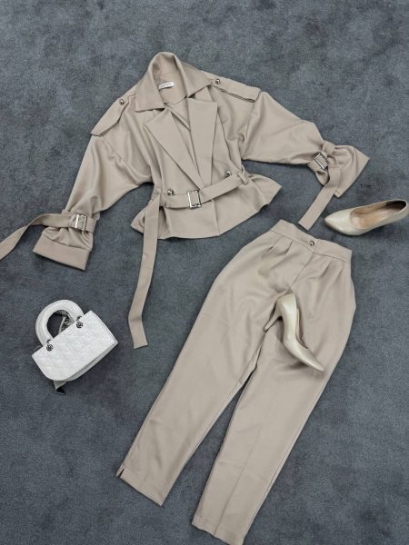 کت و شلوار مام کرم