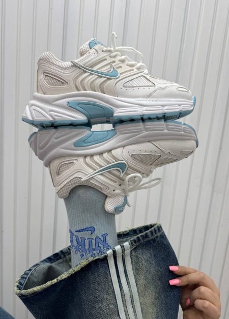 کتونی اسپرت نایکی سفید آبی