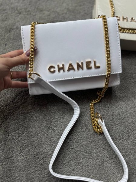 کیف جعبه ای شنل سفید
