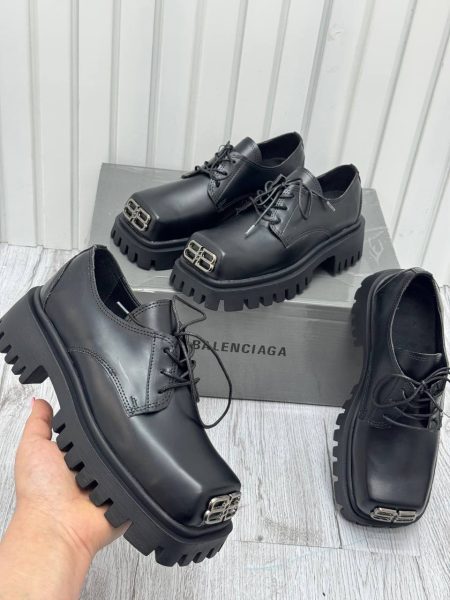 ونس بالنسیاگا مشکی