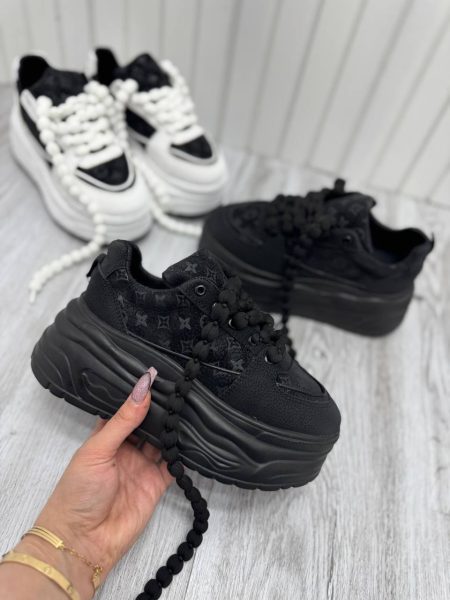 کتونی جین LV مشکی