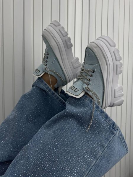 کتونی لاو جین آبی روشن