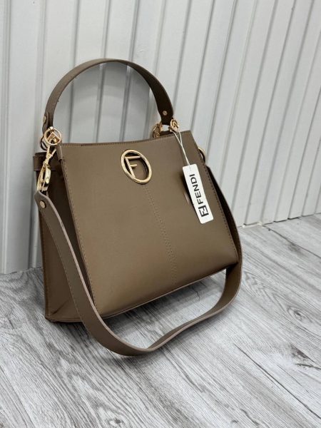 کیف بزرگ پاکتی فندی نسکافه‌ای