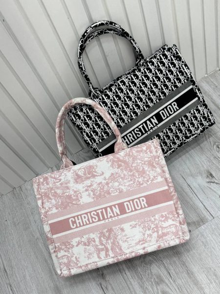 کیف طرح دار بزرگ