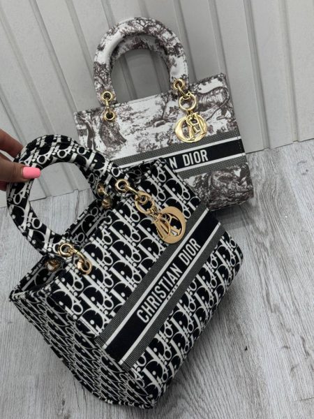 کیف طرح دار صندوقی دیور