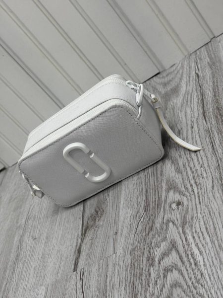 کیف پاسپورتی جاکوبس سفید