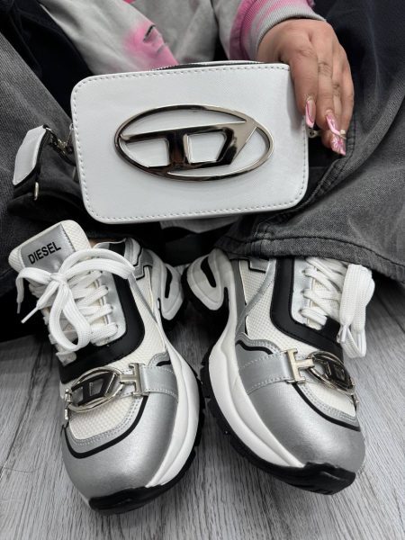 کیف پاسپورتی دیزل سفید