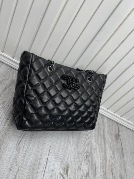 کیف گلدوزی زنجیر بافت مشکی