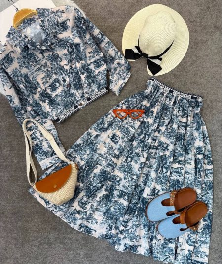 ست شومیز و دامن کمرکش طرحدار ببری سبز