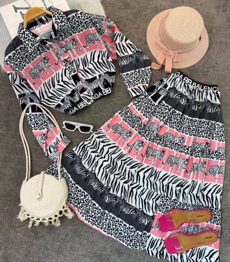 ست شومیز و دامن کمرکش طرحدار زبرا صورتی