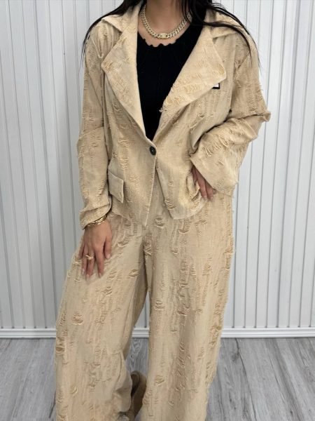 ست کت و شلوار فول زاپ balenciga کرم