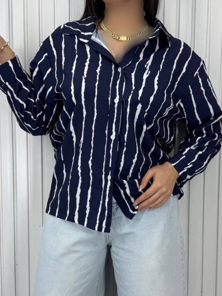 شومیز دو رنگ سرمه‌ای سفید