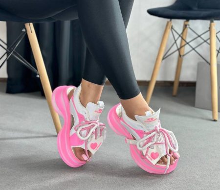 صندل قلبی سفید صورتی