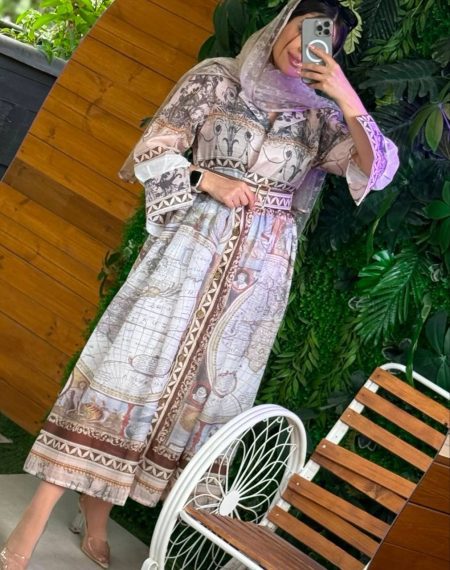 پیراهن بلند جغرافیایی سفید