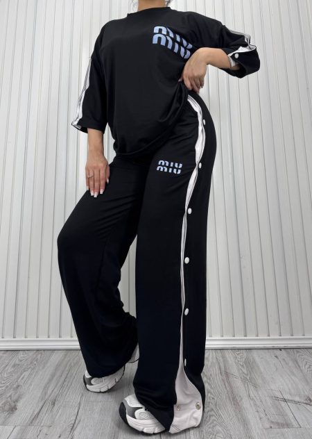 تی‌شرت و شلوار دکمه‌دار MIU MIU مشکی