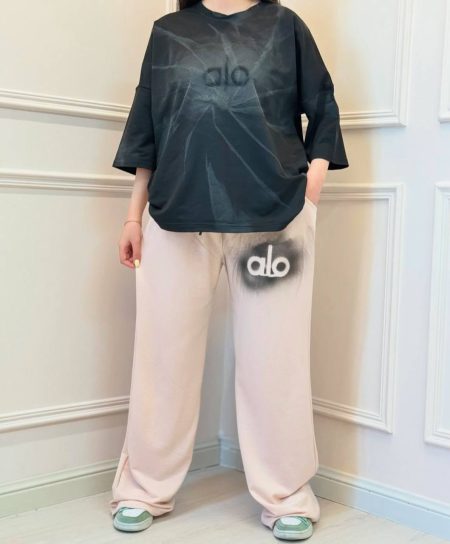 ست تی‌شرت و شلوار رنگیalo مشکی شیری
