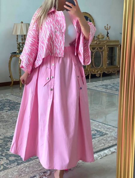 ست دامن و شومیز جلو دکمه صورتی