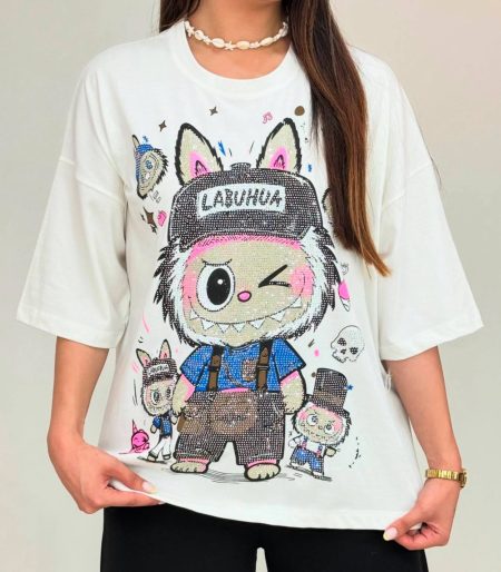 تی‌شرت نگینی Labubu کلاه‌ دار سفید