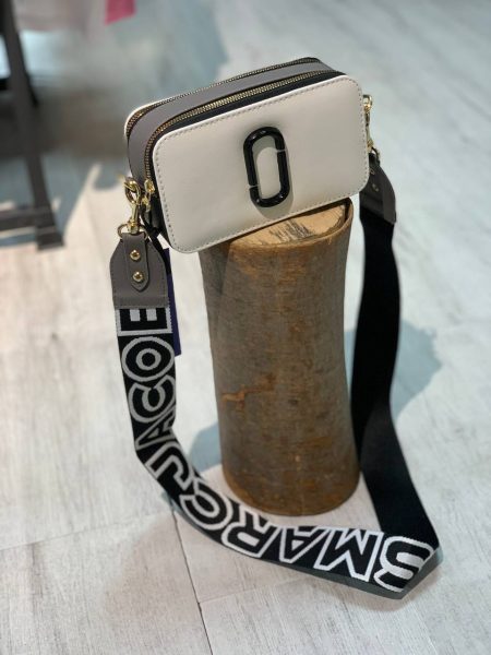 کیف پاسپورتی جاکوبس سفید طوسی