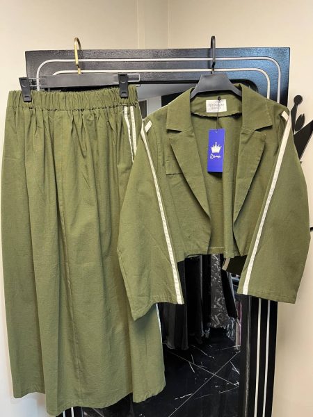 ست کت و دامن 2خط سبز