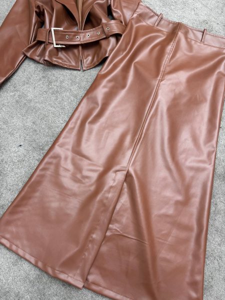 ست کت و دامن چرم آنوشا