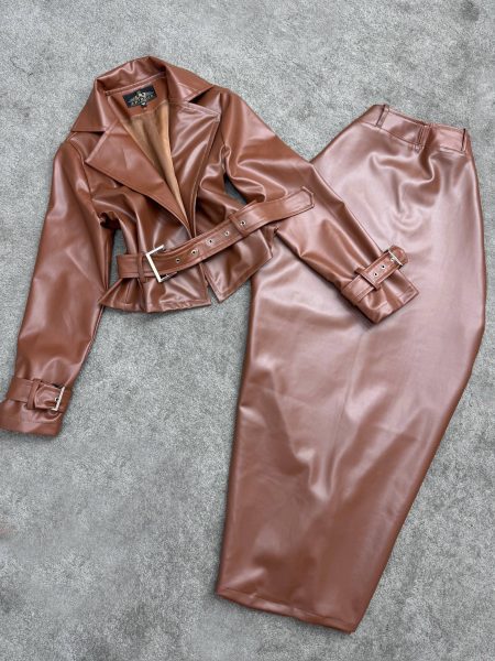 ست کت و دامن چرم آنوشا قهوه‌ای