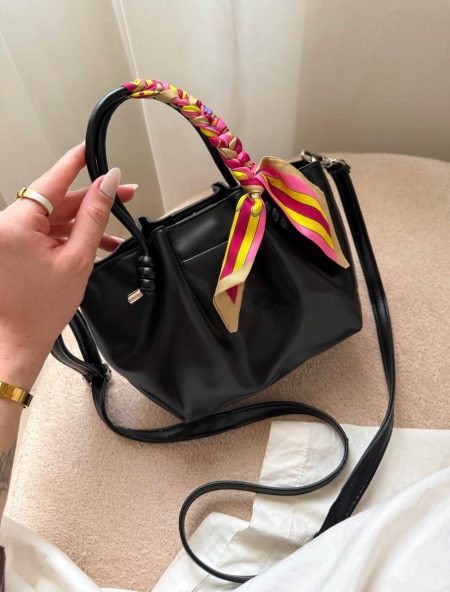 مینی کیف پاسپورتی ZARA شال‌دار مشکی