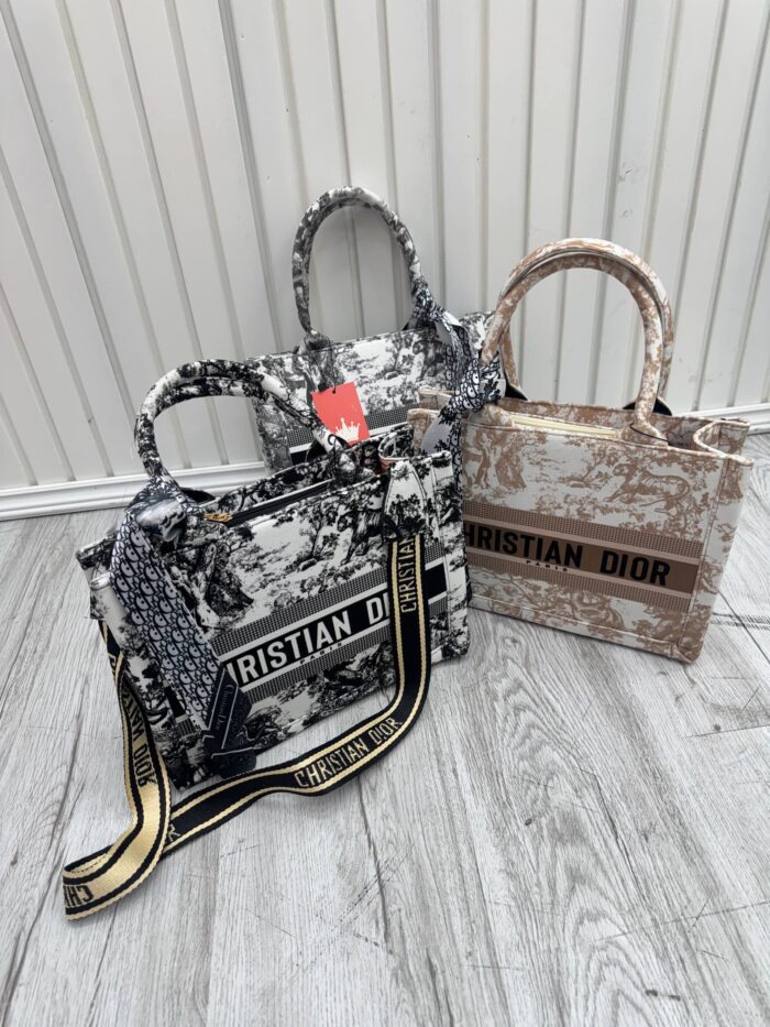 کیف جعبه ای جنگلی Dior کوچک