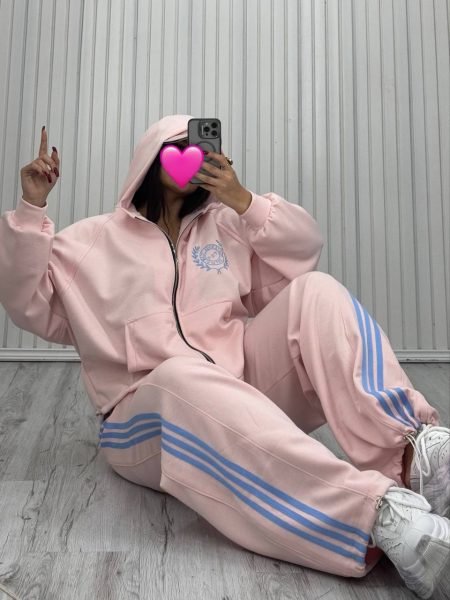 ست رنگ صورتی روشن