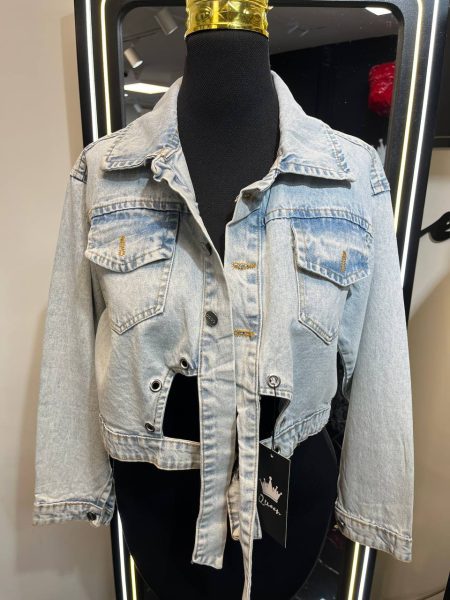 کت جین رنگ یخی