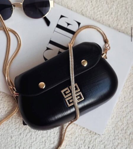 مینی کیف پاسپورتی پرس Givenchy