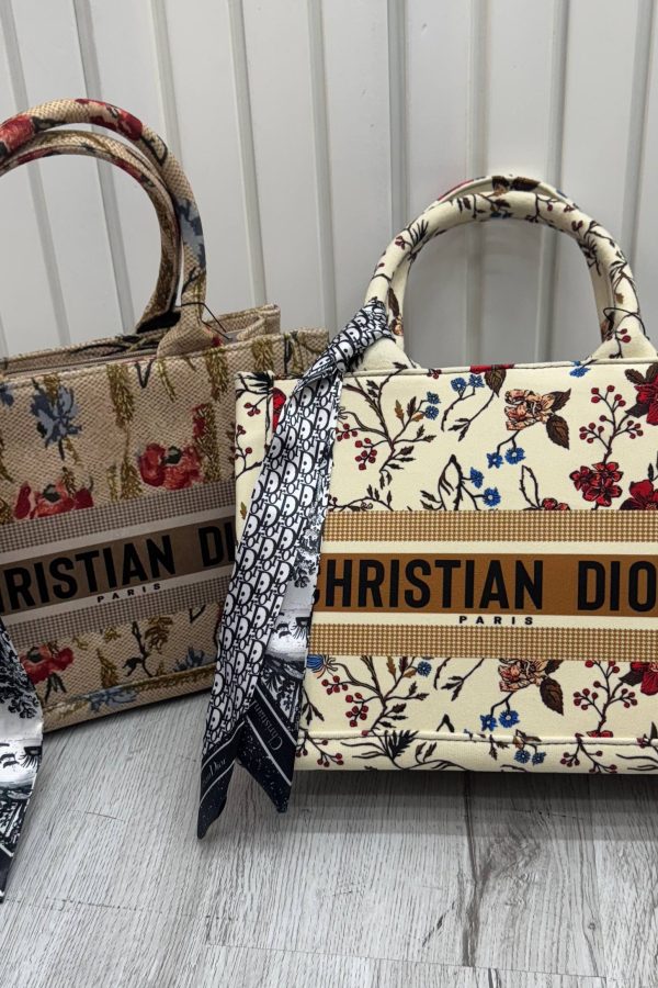 کیف جعبه ای گل Dior
