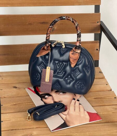کیف دخترانه LV نیم گرد مشکی