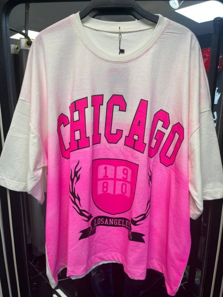 تی شرت باکسی chicago صورتی