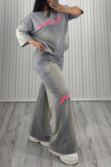 ست تی‌شرت و شلوار پیرسینگی طوسی