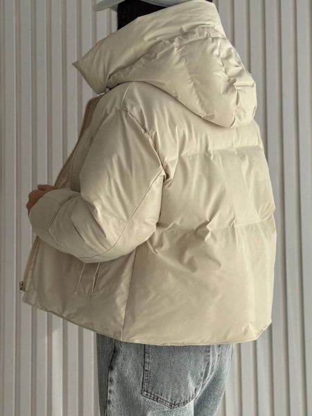 کاپشن رنگ کرم