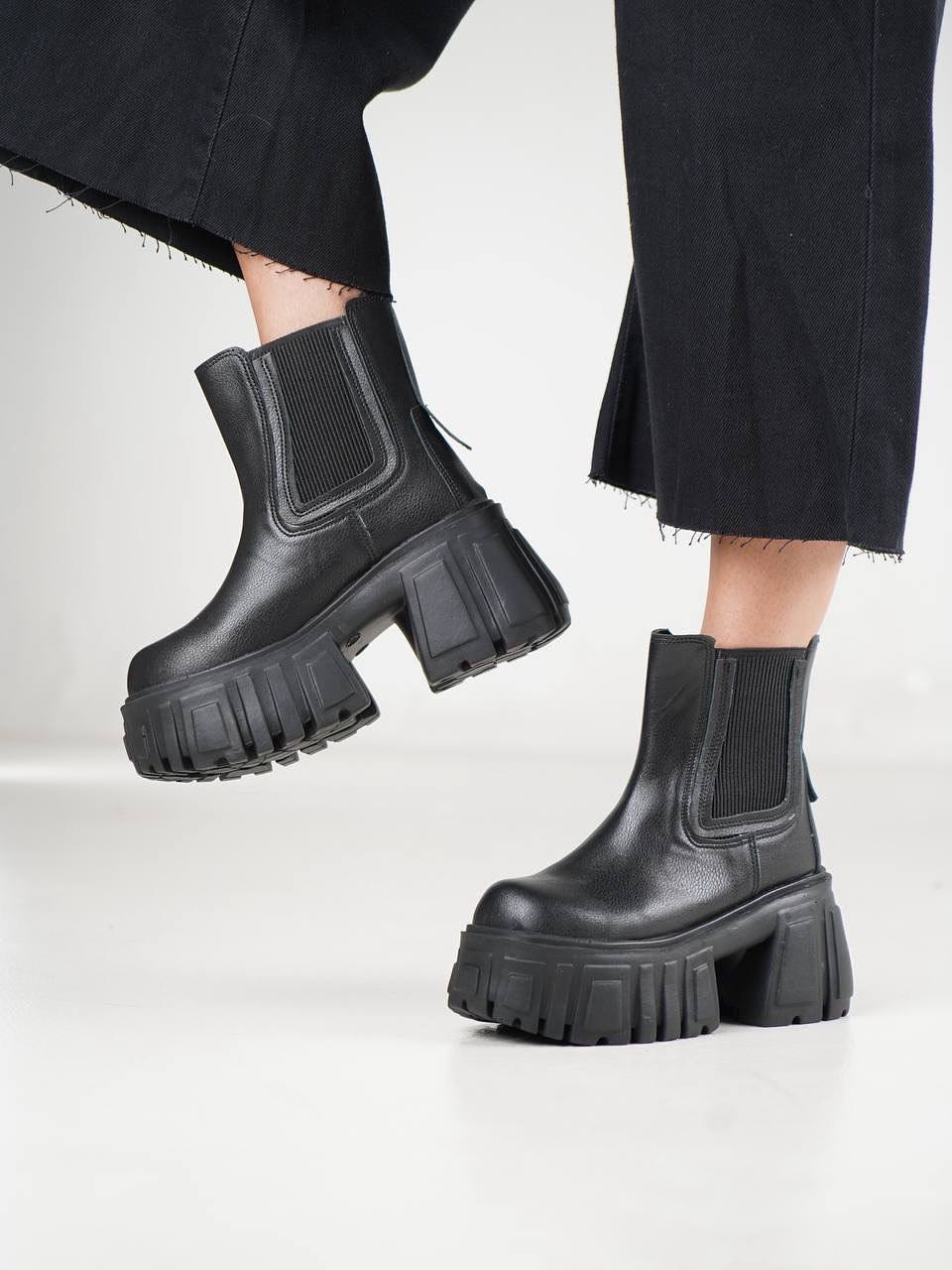 نیم بوت زنانه مجلسی نیم بوت زنانه مجلسی